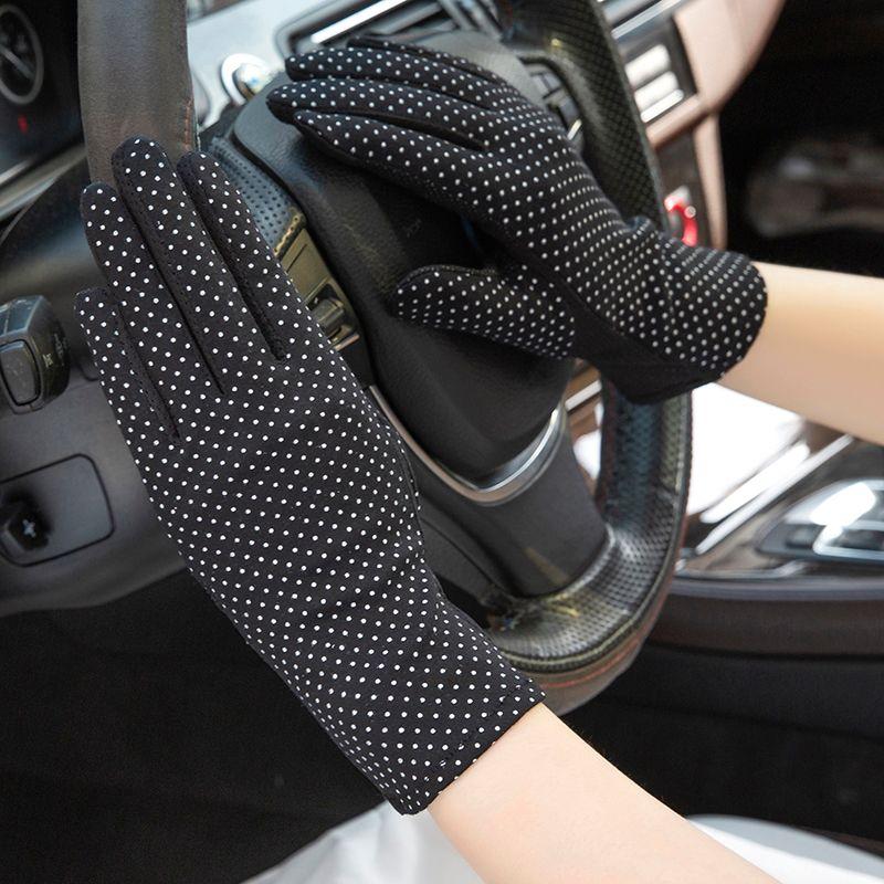 

Spring and Summer Sun Protection Gloves Women s Uv Protection Pure Cotton Breathable Non Slip Elastic Outdoor Cycling and Driving Spring & Fall Thin Cotton dot light plate: Black