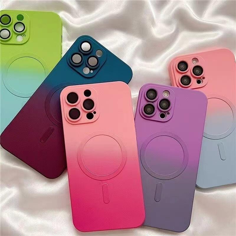 Applicable iPhone16promax Magnetic Mobile Phone Case 15plus Gradual Change 14pro All-inclusive Lens 12 Advanced 11