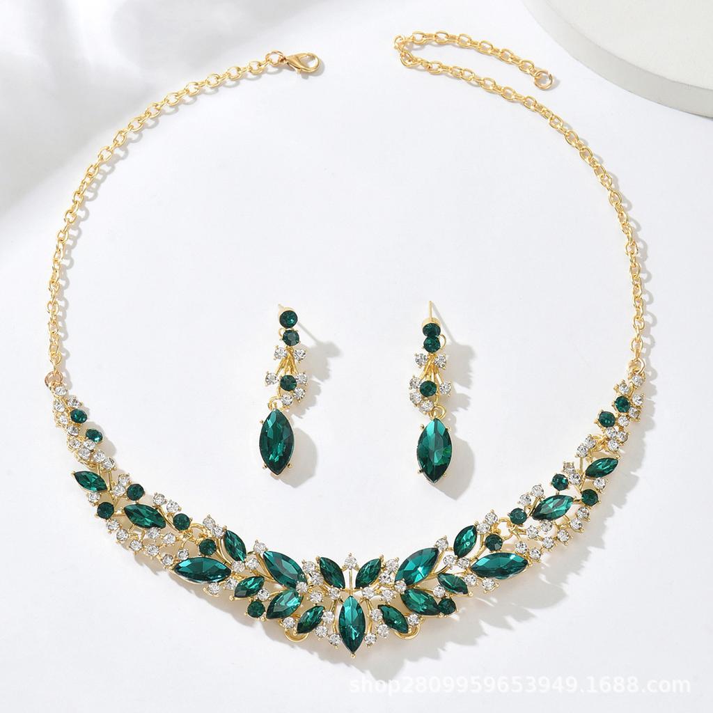 2025 New Vintage Necklace Earrings Two-piece Bridal Wedding Jewelry Women's Jewelry