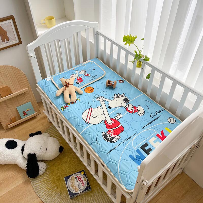 Snoopy Slam Dunk Latex Cooling Mat 3-Piece Set