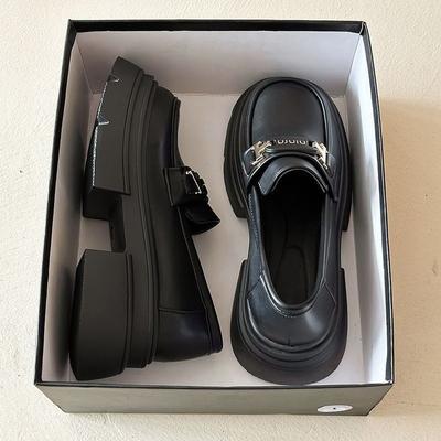 Sapatos fechados – Sapatos fechados