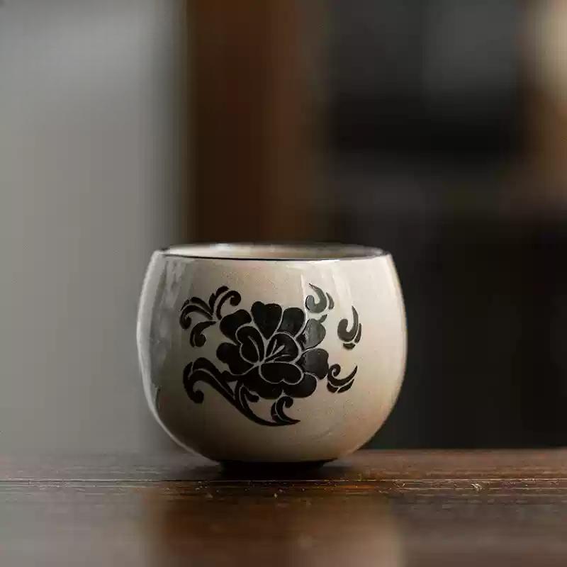 Min Kiln Carved Tasting Tea Cup Retro Style Small Tea Cup Kiln Green Gray Glaze Ceramic Household Chinese Kung Fu Tea Set