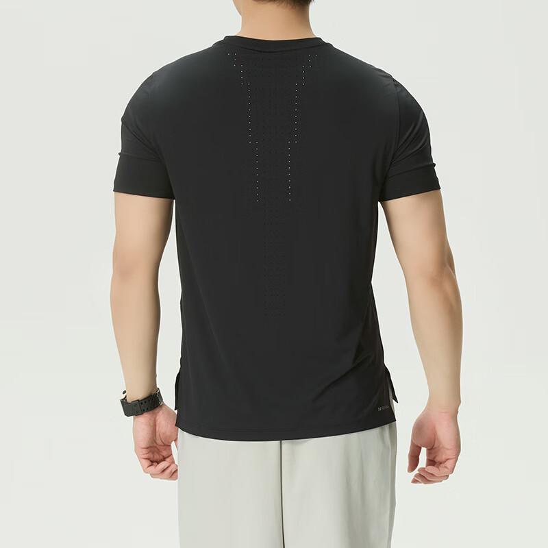 Under Armour Men's Round Neck Short Sleeve T-Shirt