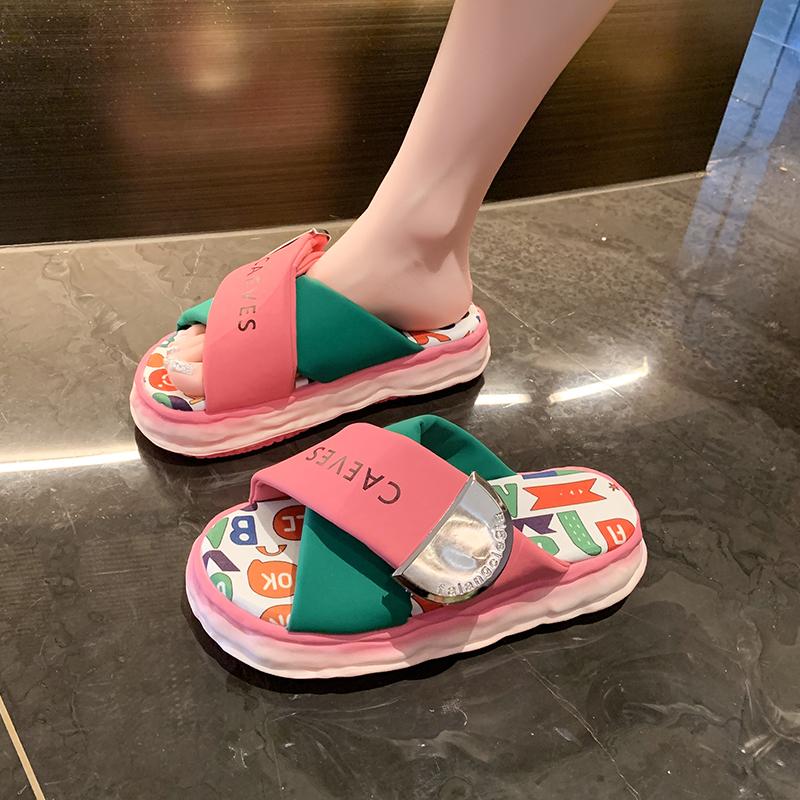 Fashion Women Summer Slippers Platform Fashion Sandals Garden Shoes Mixed Colors Slippers Casual Outdoor Sandals Female Slide Women