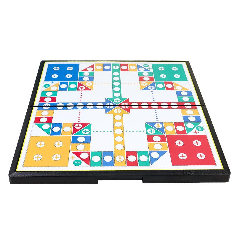 Set de șah magnetic All-in-One: Șah Aeroplan, Gomoku, Go, Xiangqi, Dou Shou Qi, Dame, Șah Militar - Jucărie Educativă pentru Copii