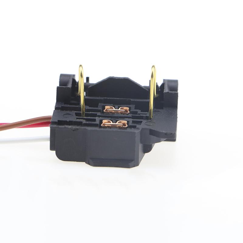1Pcs H7 Headlight Base Bulb Socket Lamp Holder With Cable For Ford Mondeo Escort Focus MK2 MK3 Car Light Connector Accessories