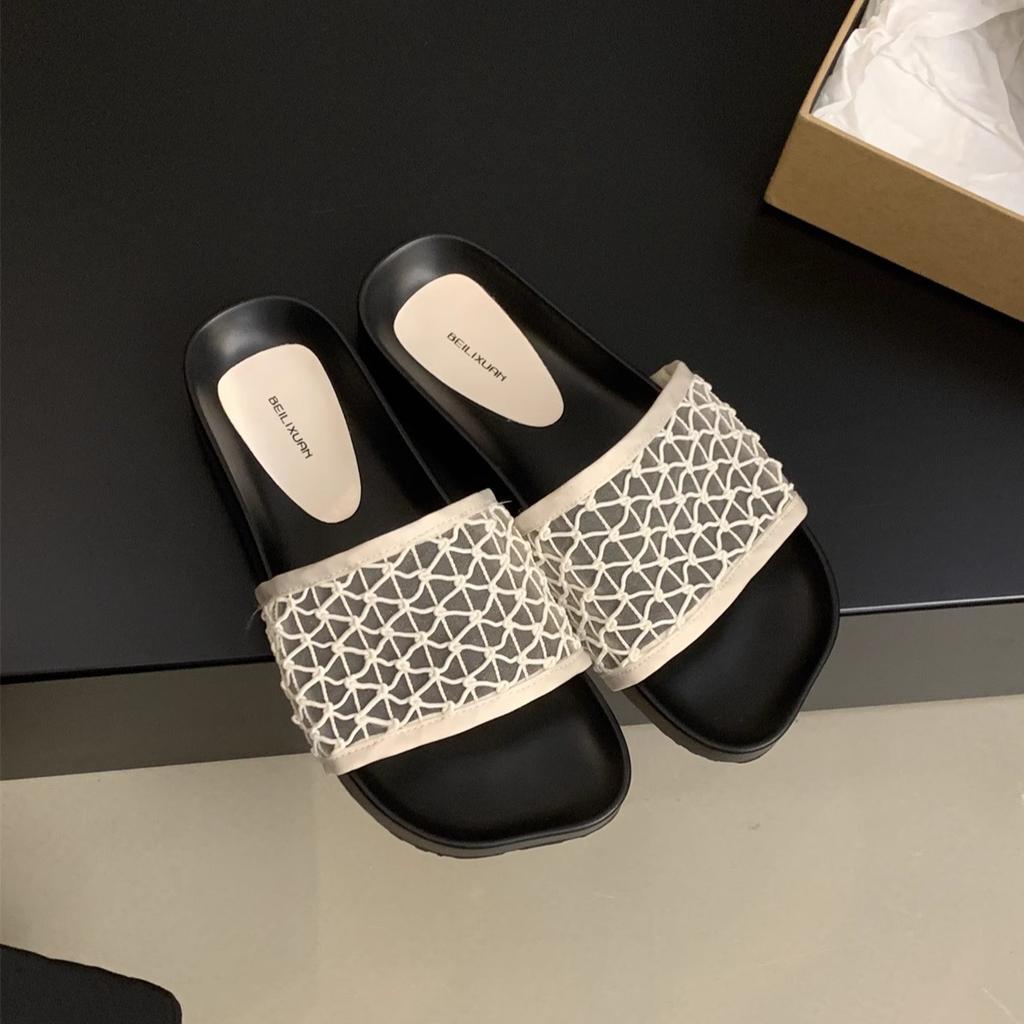 Thick-soled Slippers for Women's Outer Wear Summer New Mesh Square Head One-word Sandals Soft Flat-bottomed Seaside Vacation Beach Sandals
