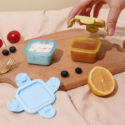 Yousheng 4 Pezzi Contenitore per Alimenti Trasparente Buona Tenuta Design Coperchio con Fibbia Impilabile Senza BPA Mini Frigo Scatola Portaoggetti Crisper