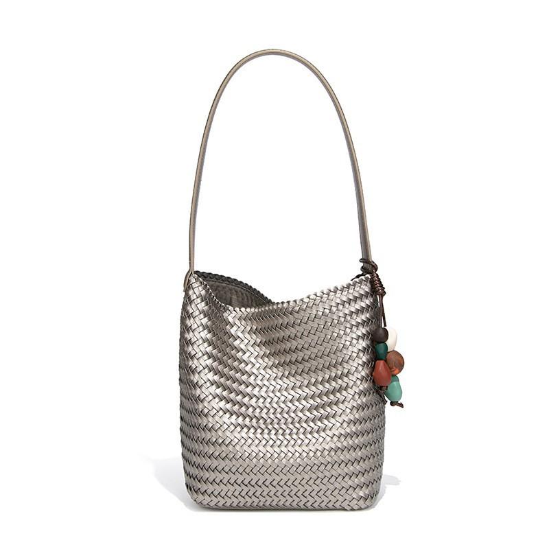 

Vegetable Tanned Soft Leather Woven Bag Bucket Large Capacity Design Texture Commuting All-matching Shoulder Tote