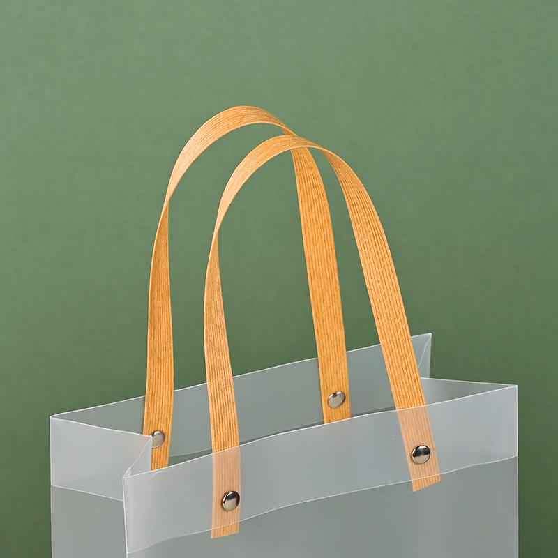 Sofort lieferbar durchscheinende mattierte quadratische Tragetasche - PP PVC Ins Stil & Anpassbar für Geschenke/Hochzeitsgeschenke