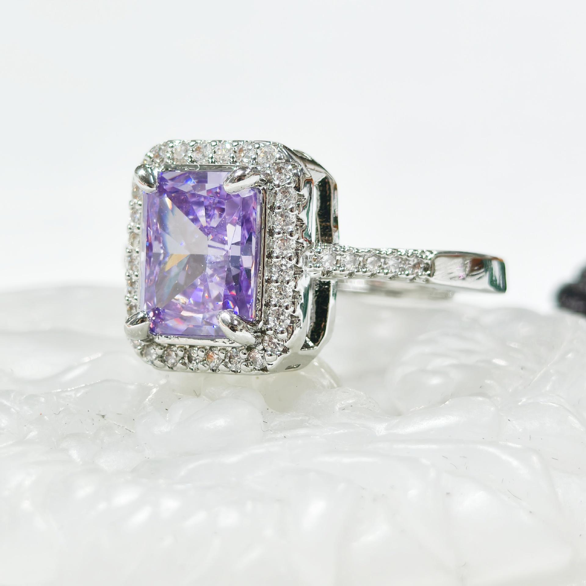 

Gusen Jewelry Princess Bag Ring with Colorful Inlaid Zircon