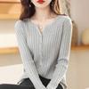 Women's Knitted Cardigan Round Neck Long Sleeved Sweater Solid Color Knitted Top for Autumn and Winter