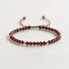 Bracciale Intrecciato Fatto a Mano con Granato Rosso - Gioiello Elegante con Perline Fatto a Mano, Adatto a Tutte le Stagioni