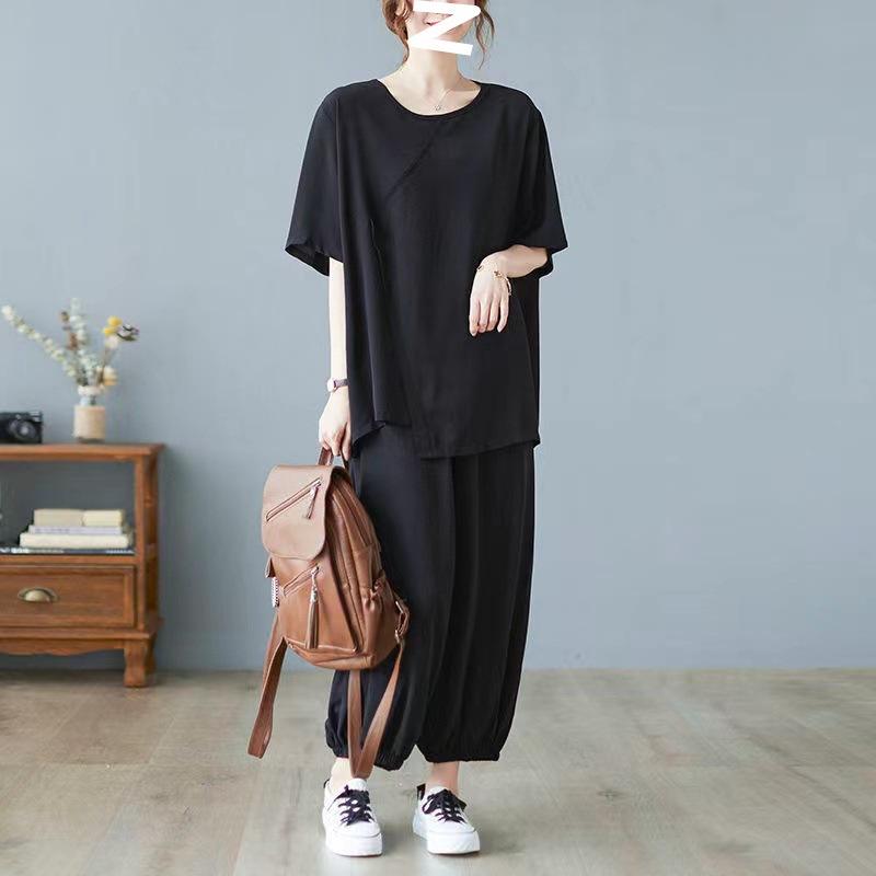 Plus-size Women's Slimming Ensemble with Extra Padding and Oversized Summer Casual Sports Set