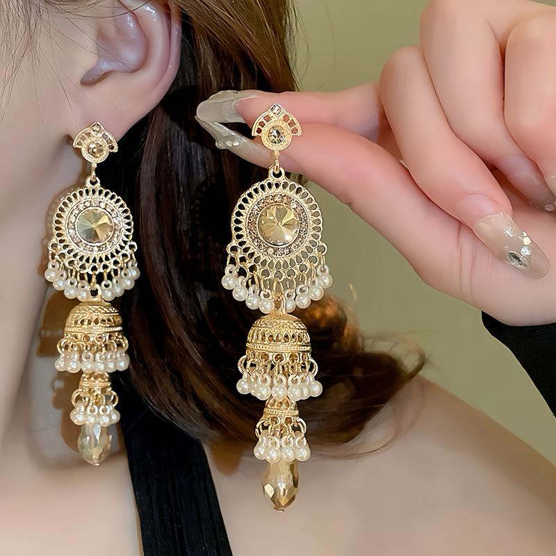 Elegant Tassel Long Earrings: European & American Fashion, High-End Prom & Evening Goddess Style.