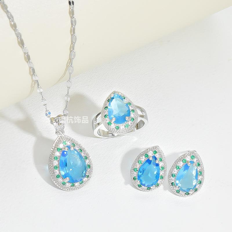 

Год Фэн-шуй Капля Ожерелье Женский Премиум Ретро Универсальный Темпераментный Набор Инкрустированный Сапфир