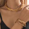 Ensemble de bijoux collier bracelet à ressort à enroulement trois fils pour femmes, adapté au port quotidien et aux cadeaux de vacances