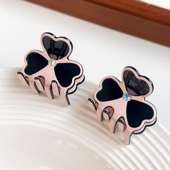 Shark Hair Claw, Built-in High Elastic Spring Hair Clip, Clover Shape Back Head Hair Clip, Portable Hair Accessory for Daily Travel