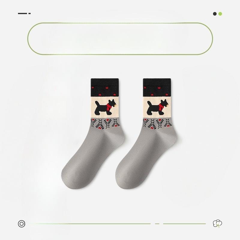 Female Spring and Autumn New Pure Cotton Cartoon Dog Boneless Tube Socks