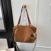 Retro Commuter Tote Bag, Large-capacity Crossbody Bag, Fashionable and Stylish Single-shoulder Bag