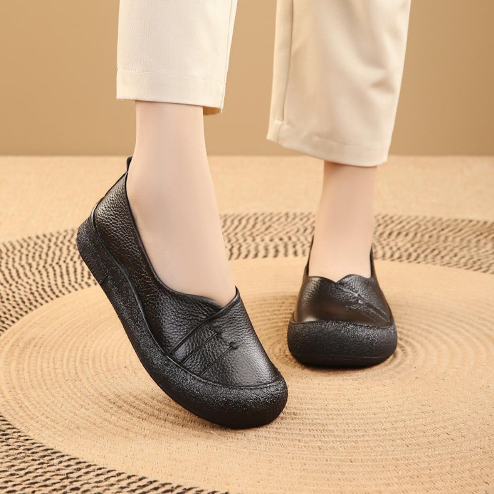 New Top‑Layer Cowhide Mom Slip‑on Shoes, Retro Shallow Mouth Flat Loafers, Anti‑Slip Wear‑Resistant Soft‑Sole Comfort Women Shoes SA‑7022