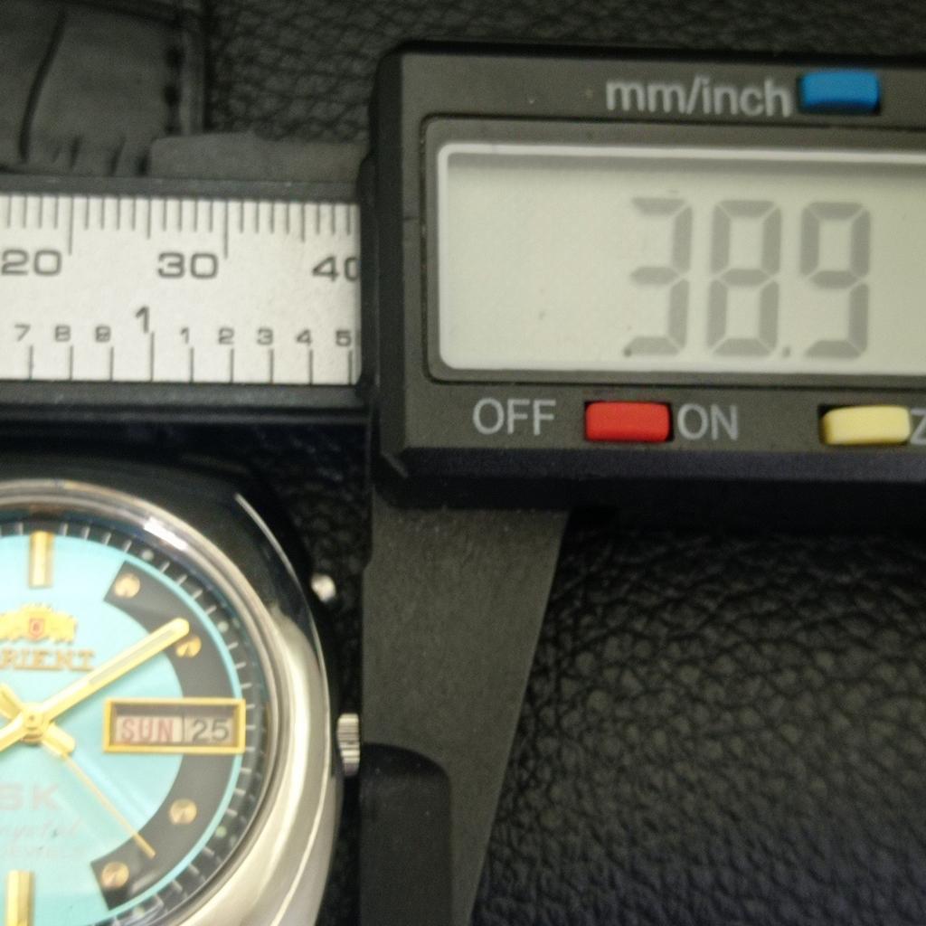 JAPAN VINTAGE ORIENT SK CRYSTAL AUTOMATIC MENS SKY BLUE DIAL WATCH a703412-1