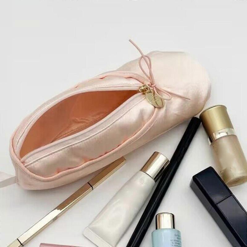 Kosmetyczka i piórnik w kształcie buta baletowego z tkaniny o odpowiedniej fakturze, dla studentów i miłośników tańca, z dużą pojemnością do przechowywania