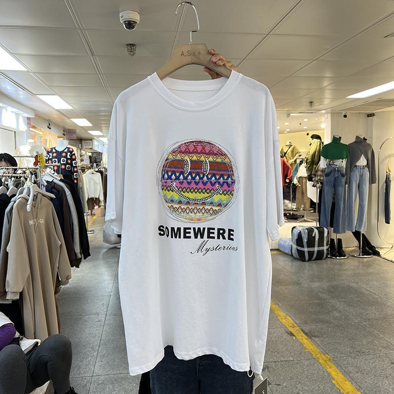 

Heavy Industry Diamond-inlaid Smiling Cotton Short-sleeved Top Summer Cartoon Age-reducing Loose Large Size T-shirt 3XL белый