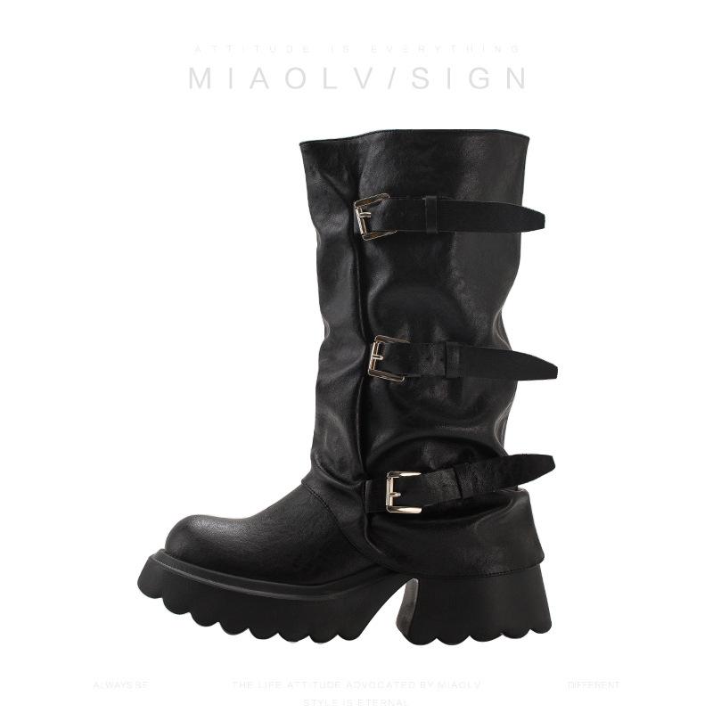 French Cream White Platform Short Boots Women's Medium Tube Pleated Trousers Stacking Boots 2025 Autumn Belt Buckle Retro Knight Boots