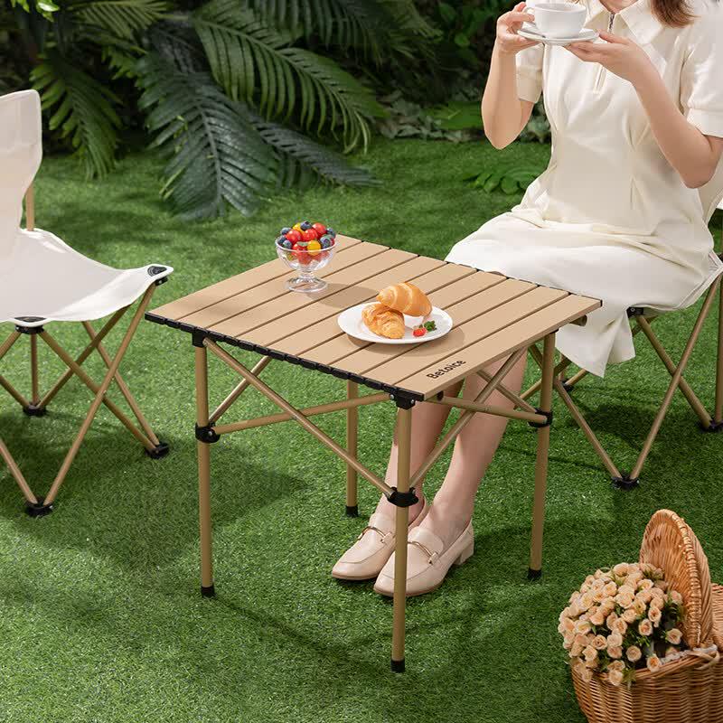 Betoice Simple Folding Square Table