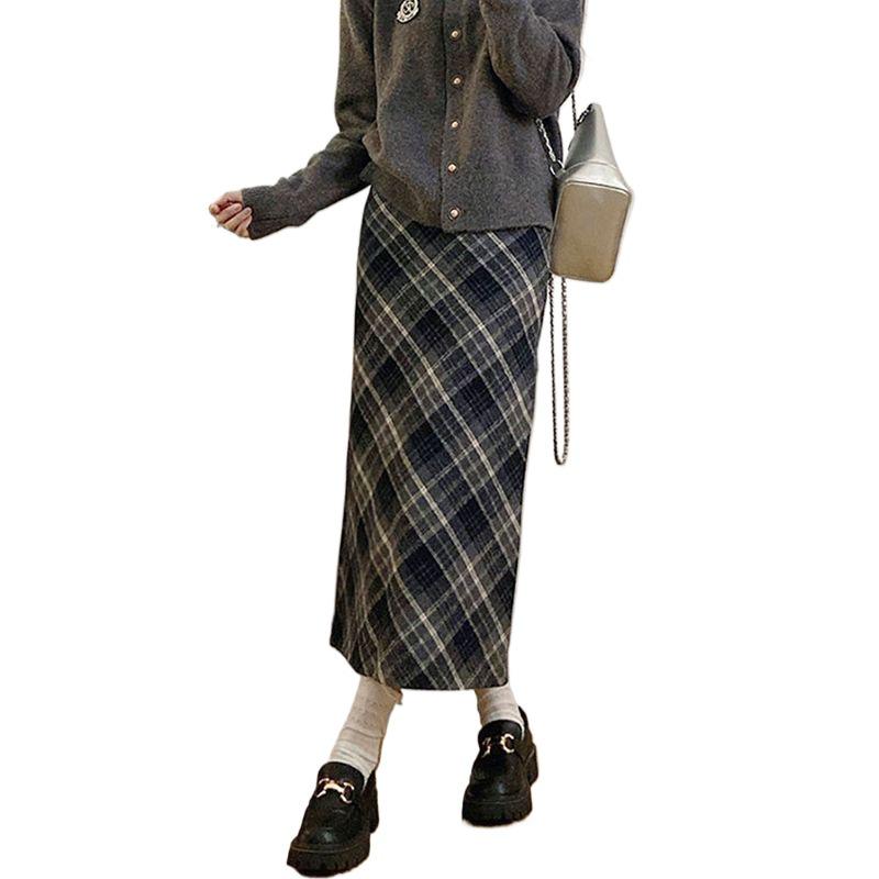 Women's Retro Wool Plaid Midi Skirt: Elastic High-Waist, Slimming A-Line with Slit, Ideal for Autumn/Winter.