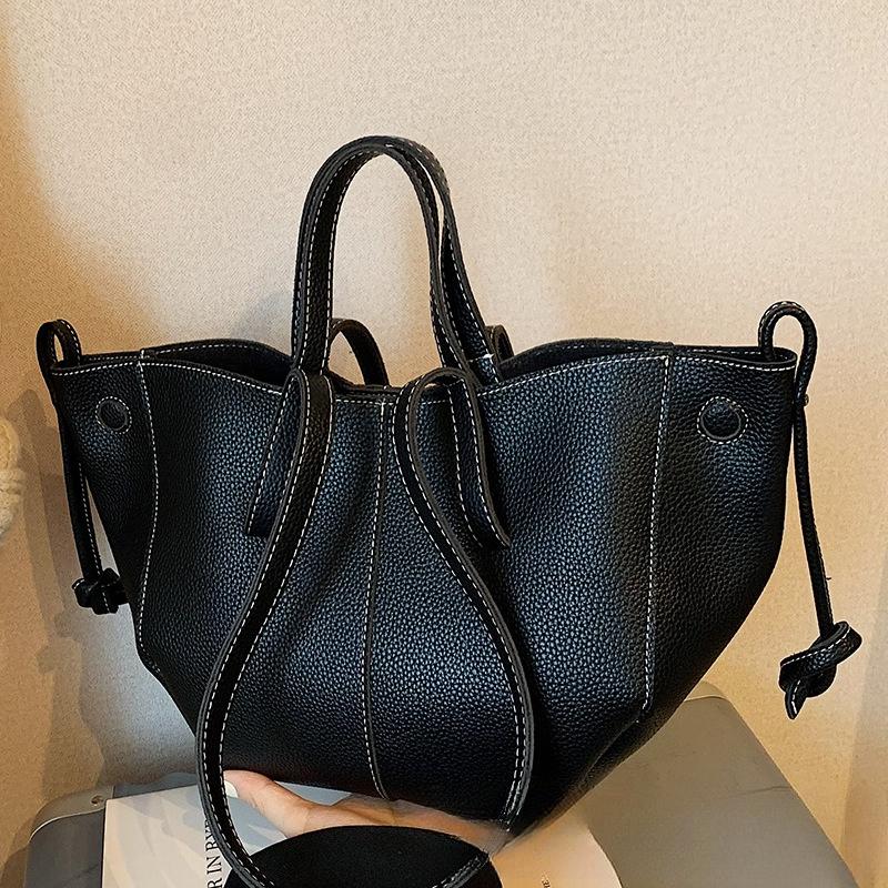 

1pc Retro Large-capacity Bag Women s Casual and Versatile Commuting Single-shoulder Bag Hand-held Tote Bag PU Modern Simple 38x14x22cm чорний