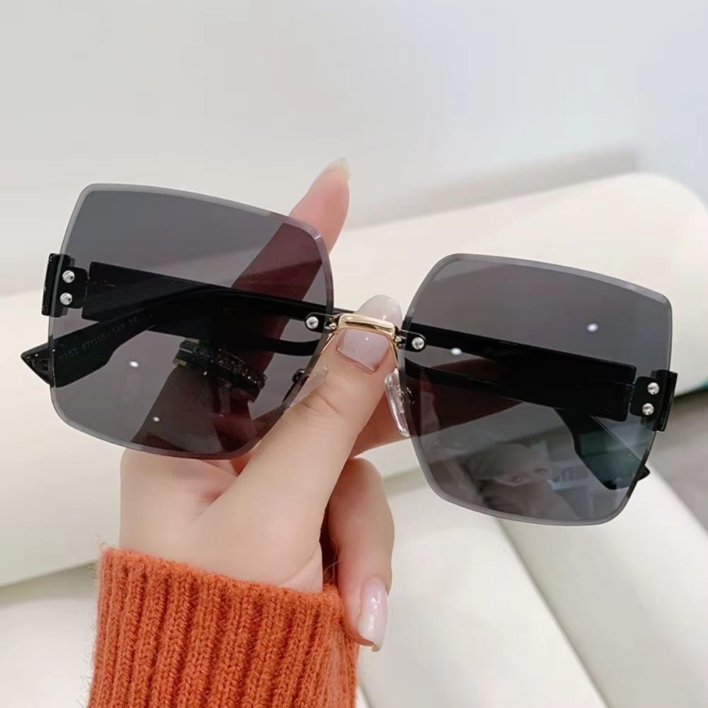 Retro Fashion Square Rimless Sunglasses for Women Gradient Sunglasses