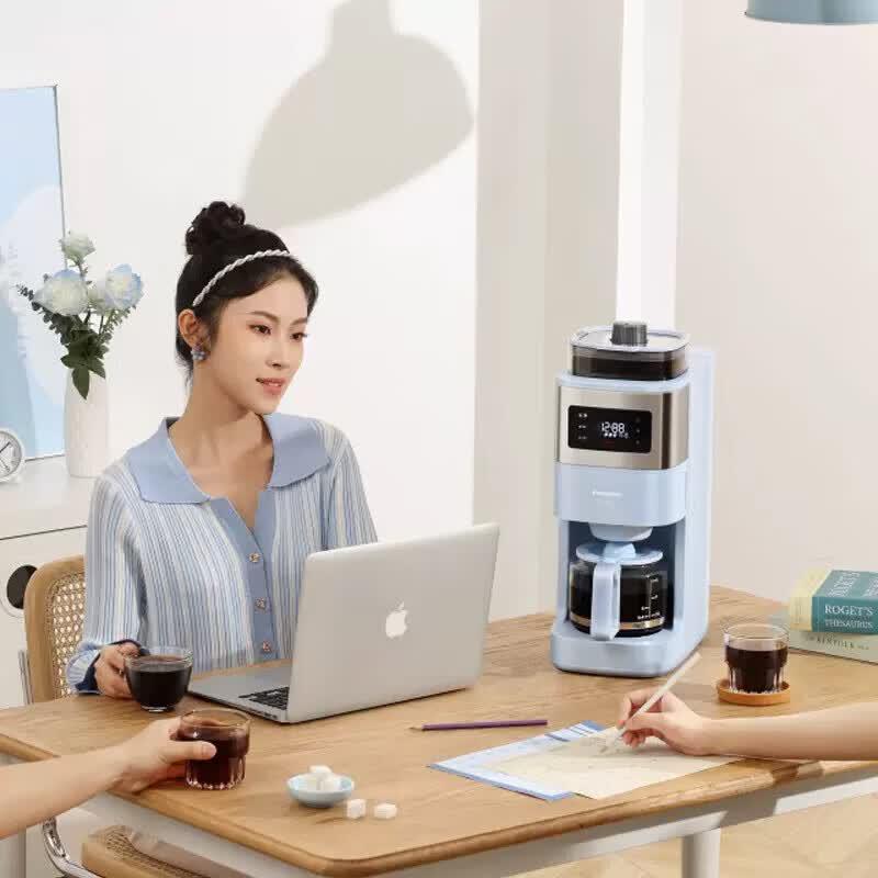Panasonic NC-A702 Automatic Drip Coffee Maker with Grinder CN plug (adapter included)