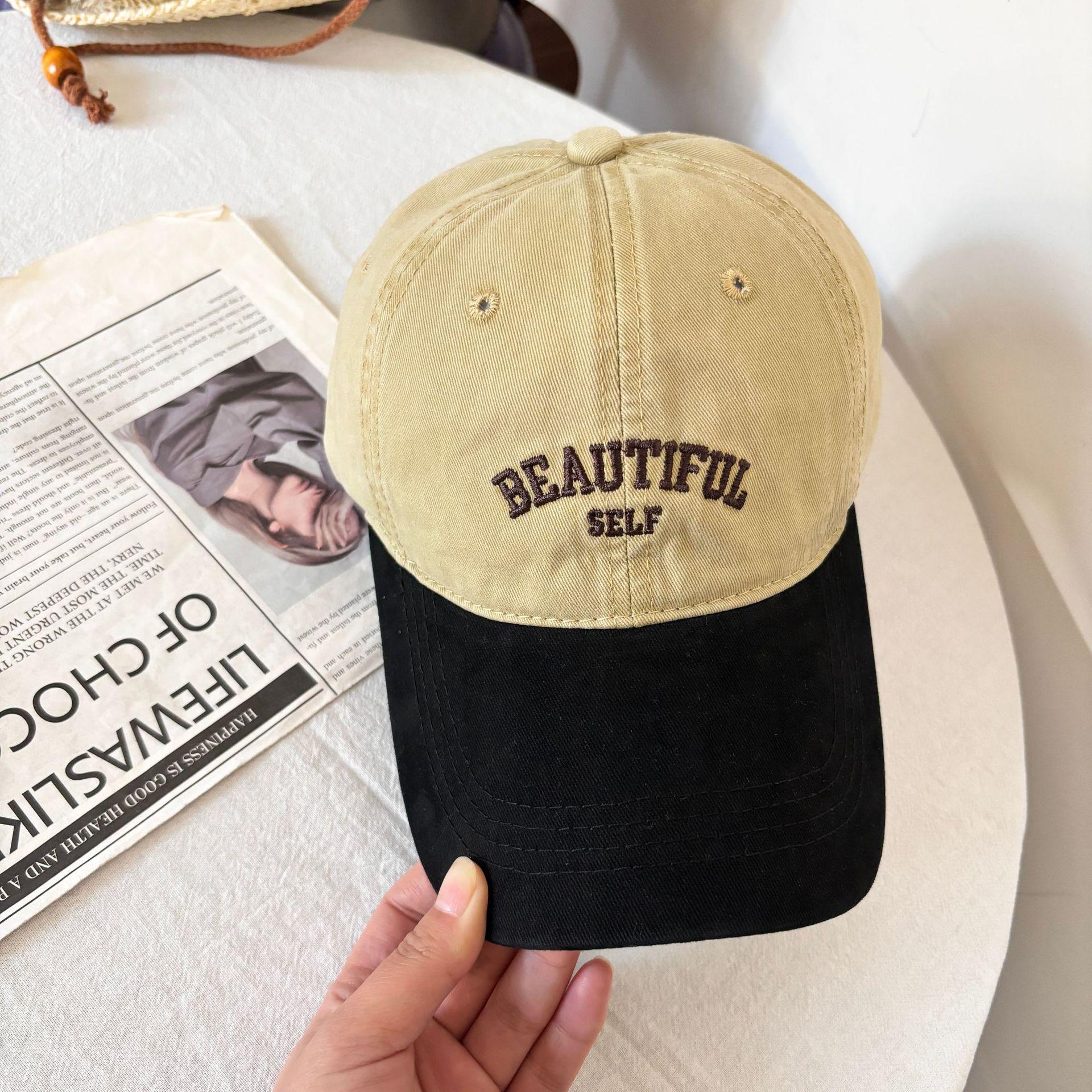 

Новая японская ретро бейсболка с цветными вставками для женщин, уличная, повседневная, универсальная, студенческая, с вышивкой букв, солнцезащитная бейсболка M（56—58cm）