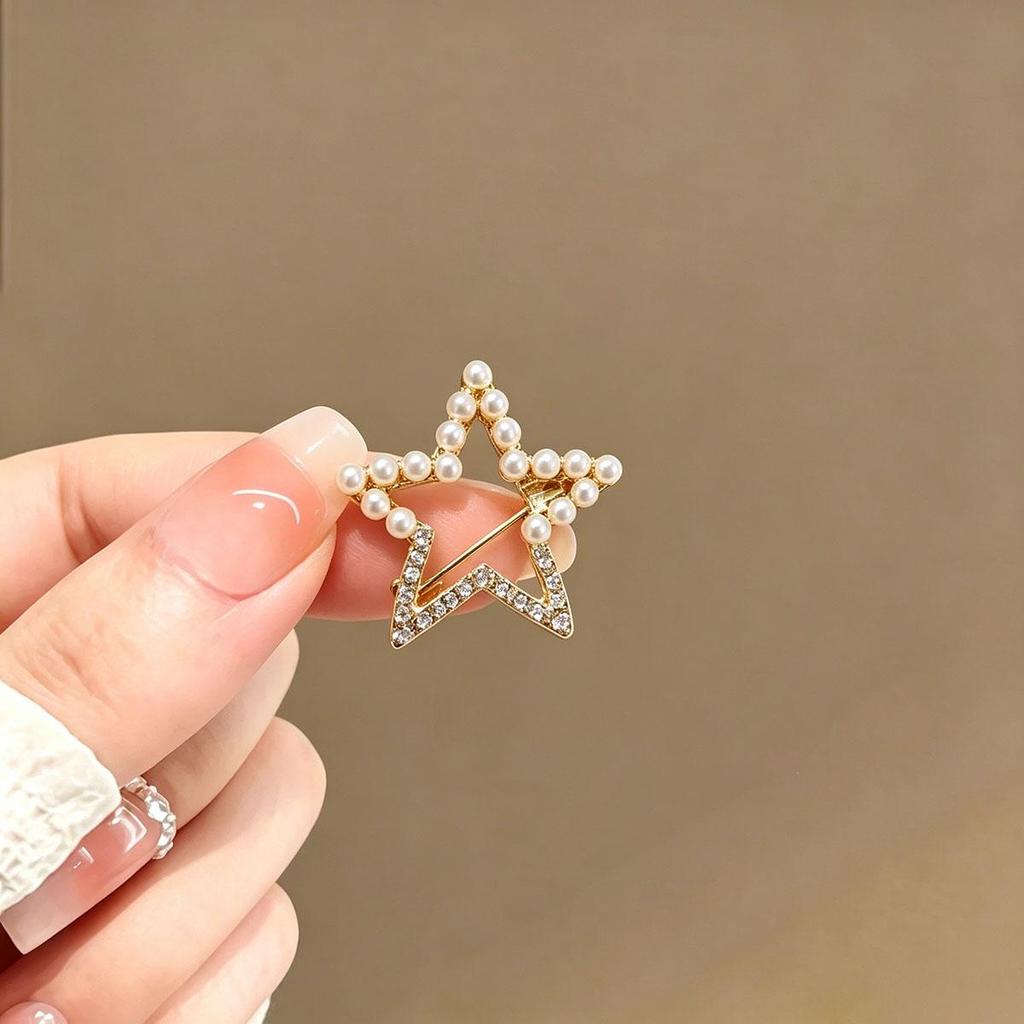 Five-Pointed Star Anti-Exposure Small Brooch, High-End Elegant Women's Dense Setting Pin, Collar Button Decoration Fixed Clothing Tool