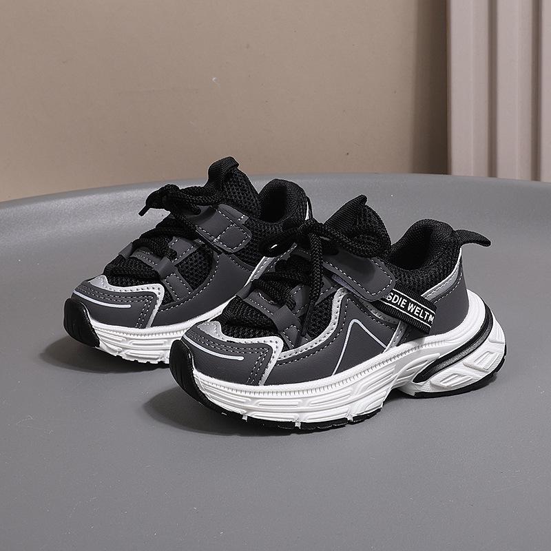 

Kids Breathable Mesh Sneakers for Spring/Autumn 2025 - Boys , Girls , and Dad Styles Available Sizes 21-25, 5 pairs чорний