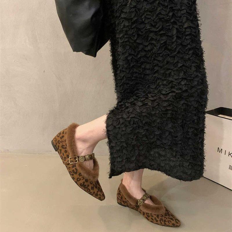 

Женские ботинки 2024 года, зимние новые остроносые мокасины в ретро-британском стиле, теплые ботинки, женские повседневные туфли без застежек Botas De Mujer 36 цветной печати леопарда