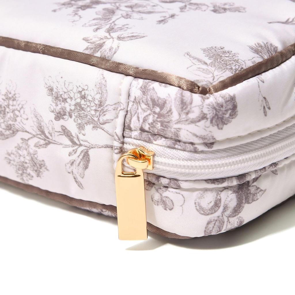 Francfranc Classic Flower Hanging Pouch, Large, Light Pink, Water-Repellent, Travel