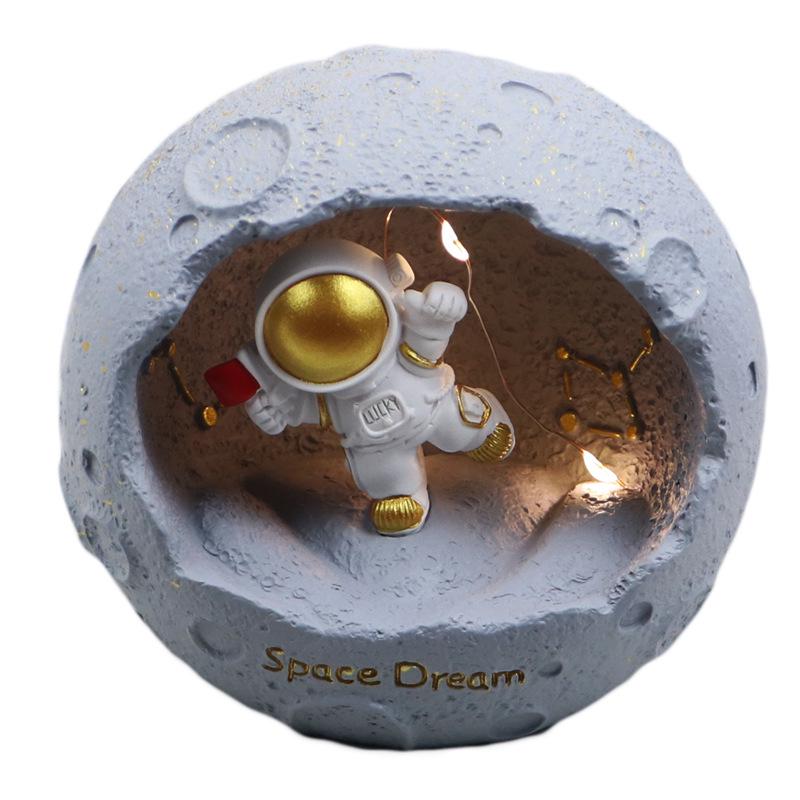 Cute Astronaut Night Light: Eye-Protective Bedroom Lamp for Girls, Kids, Spaceman Sleep & Desk Light, Gift Idea