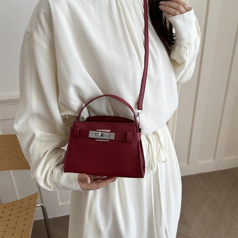 New Fashion Korean Bag, Small Fresh Texture, Shoulder Bag, Niche Simple Commuting, Shopping, Small Square Bag Girl