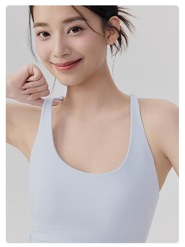 Women's Slim-Fit Yoga Vest with Integrated Cup and Two-Way Straps