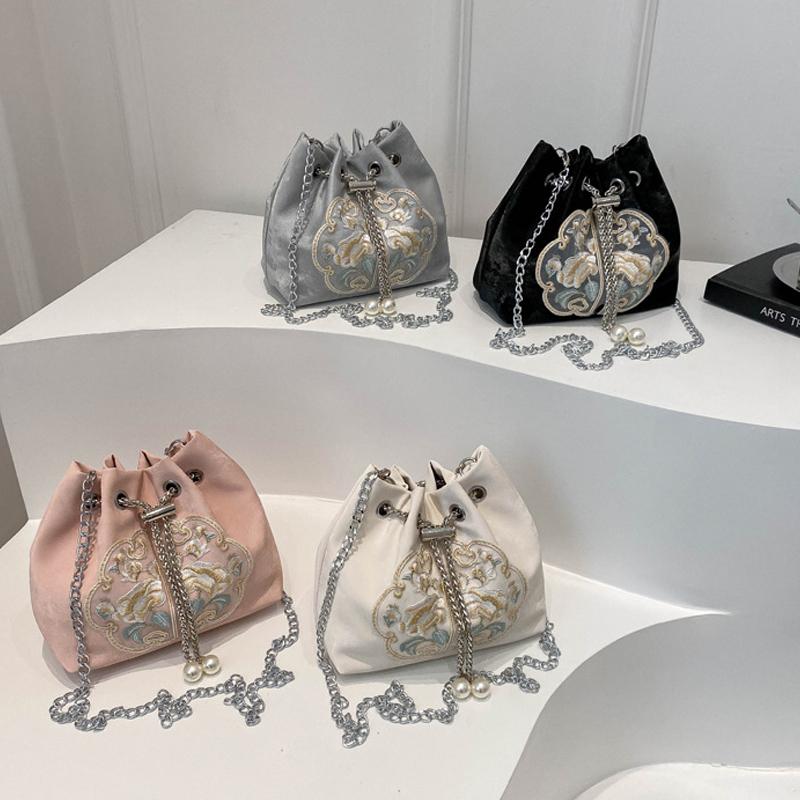 New Chinese Style Fine Embroidery Ladies Handbags 2025 Summer Fashion Shoulder Bag Crossbody Daily Party Tote Handbag For Women