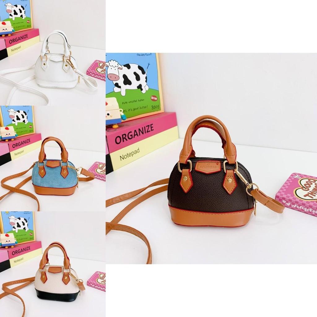 Minimalist Shell Clutch Bag With Top Handle For Kids And Teens Daily Use