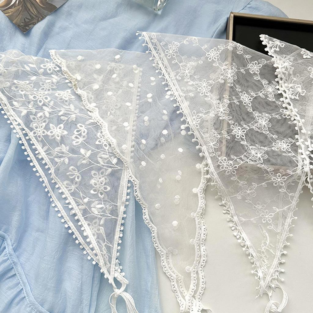 Vintage Style Lace Triangle Scarf for Home Decors Fashion Headwrap with Floral Patterns and Breathable Polyester Fabric