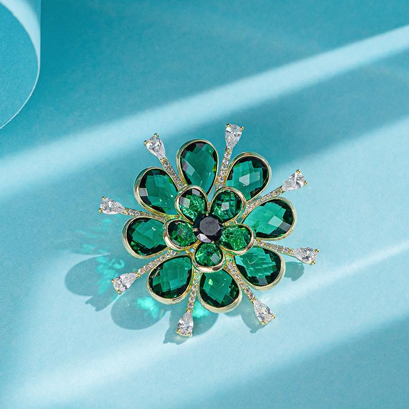 Senior brosjer blomst blad brosje pins for kvinner dress anheng mote brosjer smykker