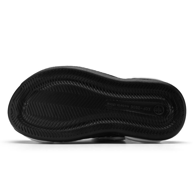 Fashion Summer Men Clogs Breathable Beach Slippers Soft Sole Men Home Slippers Outdoor Antiskid Slides