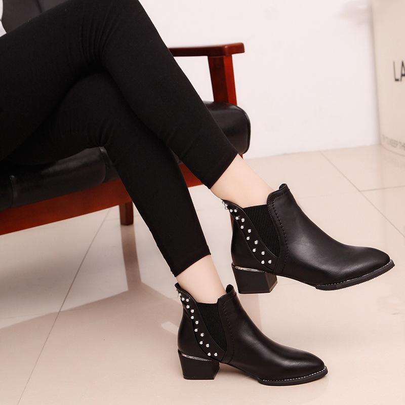 Fashion 2024 Ankle Boots For Women Slip On Rivet Pointed Autumn Causal Shoes Leather Boots Botas Mujer boots women fgb78