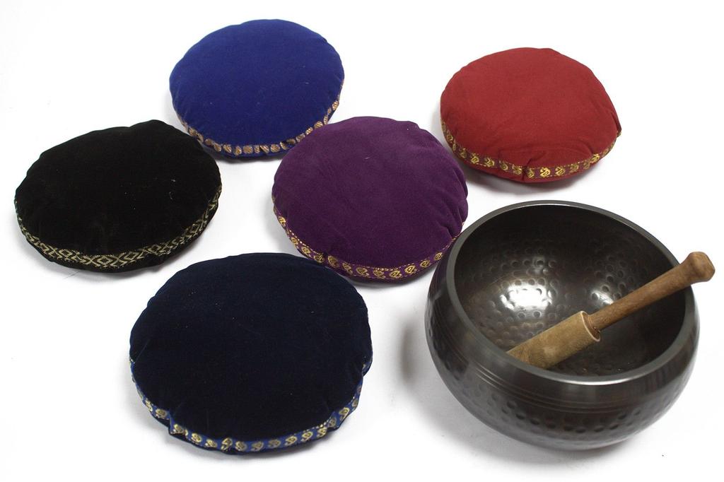 Singing Bowl Cushion Velvet 11 Cm