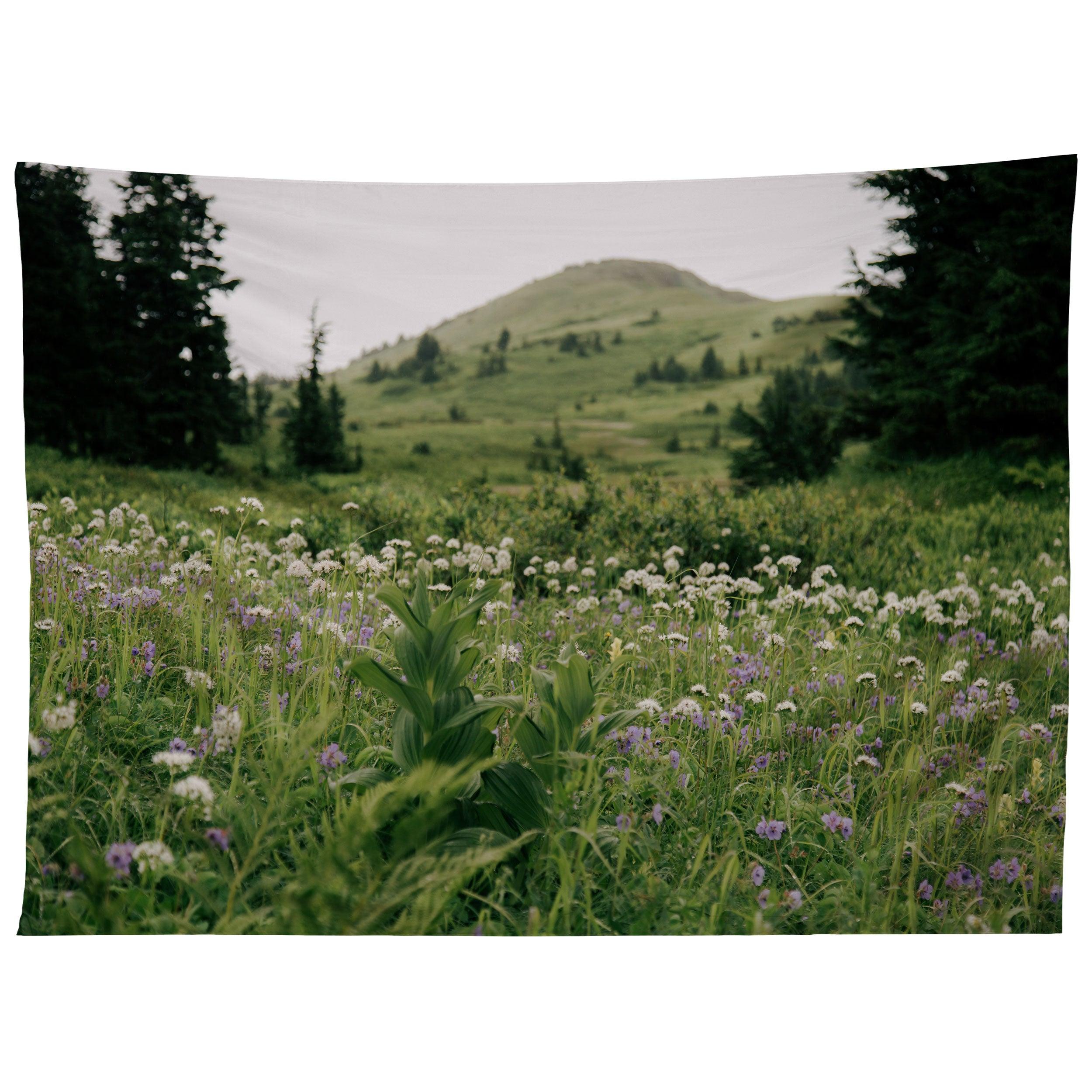 GREEN WILDFLOWER LANDSCAPE tapestry 75x100